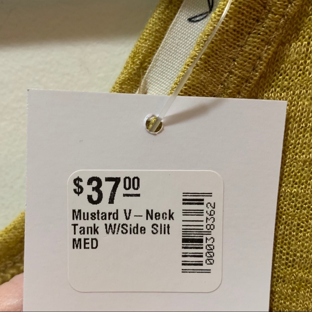 Hopely mustard yellow tank side slits medium NWT - Picture 7 of 7